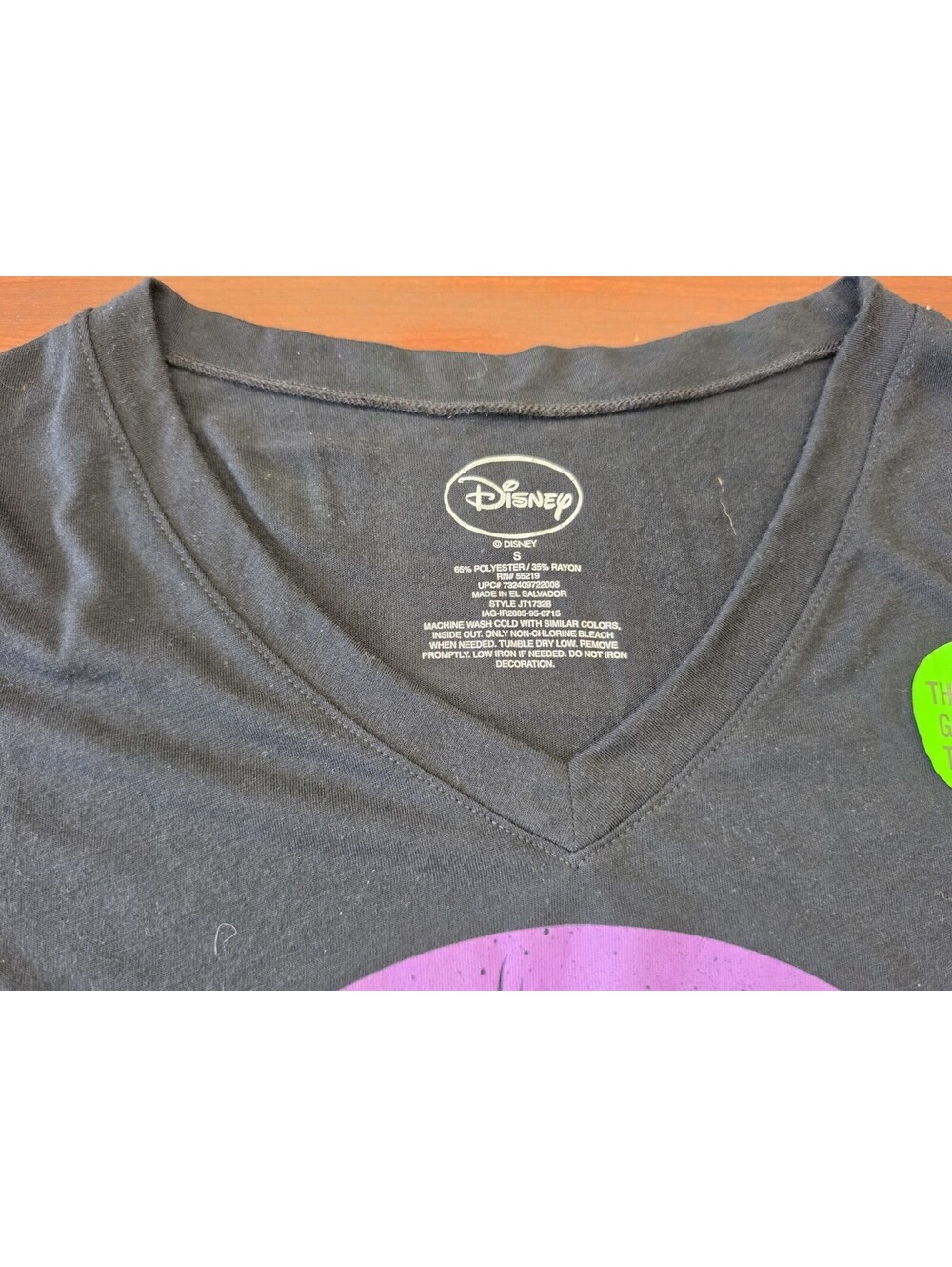 NWT Disney Mickey Mouse Skeleton Halloween Glow in The Dark V Neck T Shirt Women - Picture 3 of 5